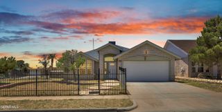 10855 GOLDEN SANDS Drive, El Paso, TX 79924