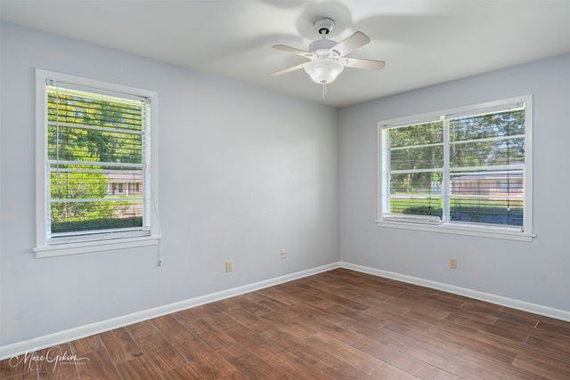 1711 Alison Avenue, Bossier City, LA 71112