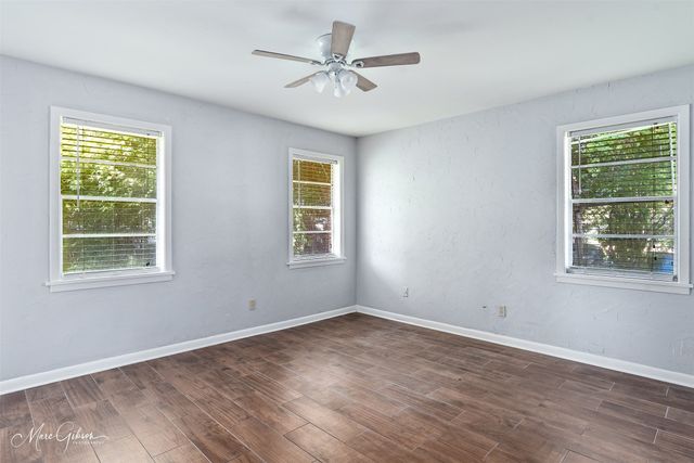 1711 Alison Avenue, Bossier City, LA 71112