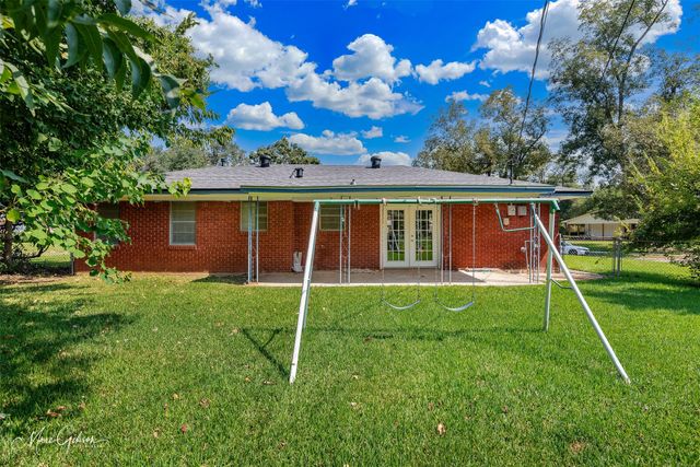 1711 Alison Avenue, Bossier City, LA 71112