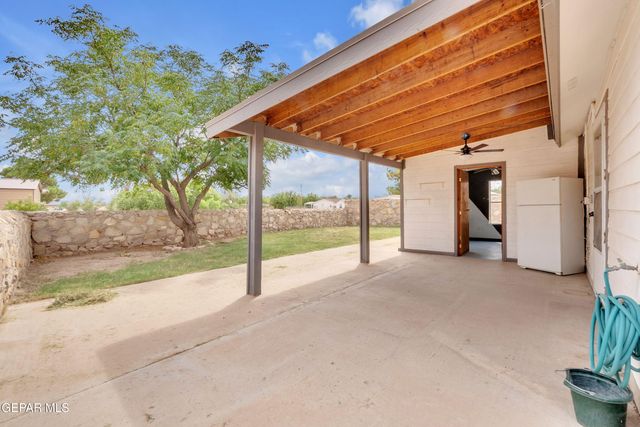 1082 Mill Valley Road, Socorro, TX 79927
