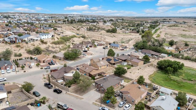 1082 Mill Valley Road, Socorro, TX 79927