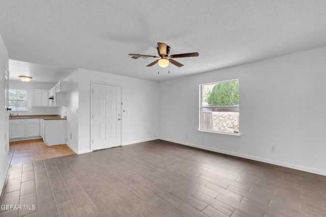 1082 Mill Valley Road, Socorro, TX 79927