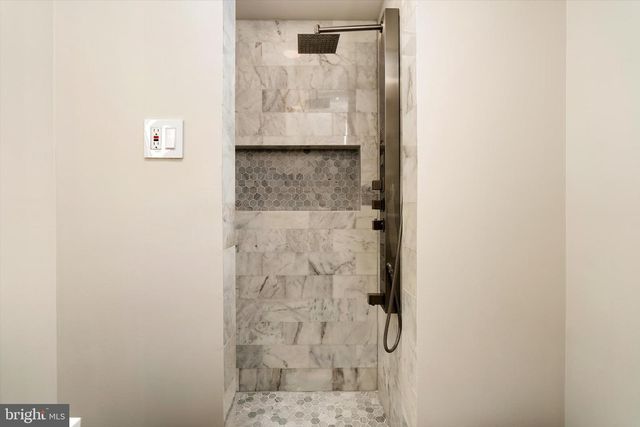 2164 PENNINGTON RD, Ewing, NJ 08638