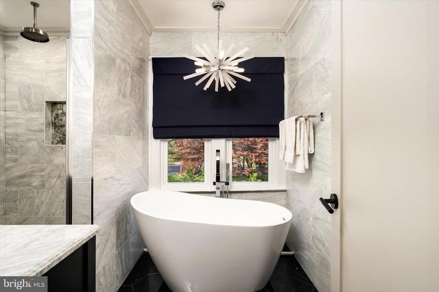 2164 PENNINGTON RD, Ewing, NJ 08638