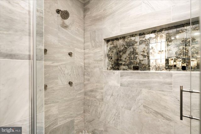 2164 PENNINGTON RD, Ewing, NJ 08638