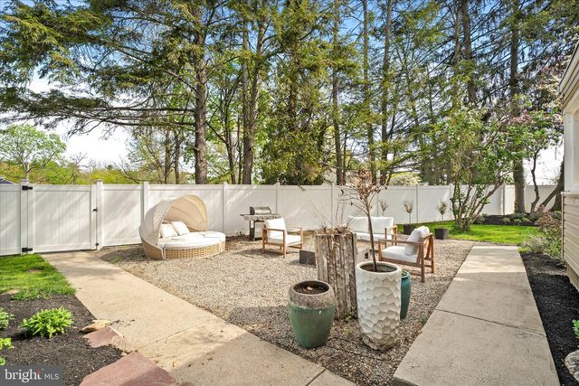 2164 PENNINGTON RD, Ewing, NJ 08638