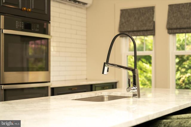 2164 PENNINGTON RD, Ewing, NJ 08638