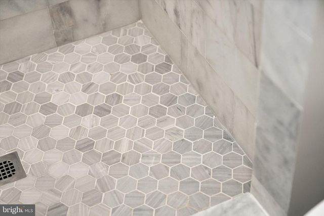 2164 PENNINGTON RD, Ewing, NJ 08638