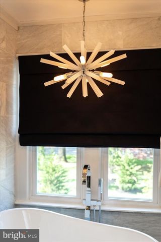 2164 PENNINGTON RD, Ewing, NJ 08638