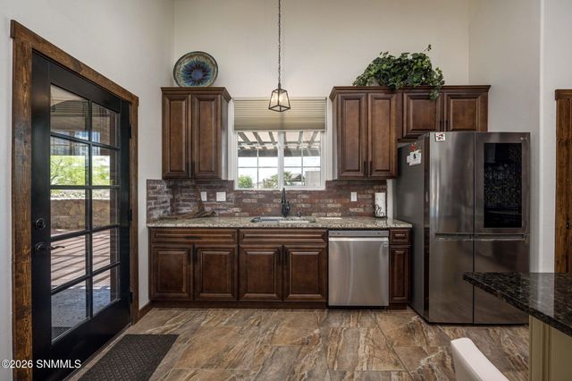 6516 Lazo Del Norte, Las Cruces, NM 88011
