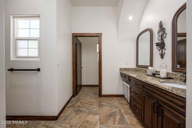 6516 Lazo Del Norte, Las Cruces, NM 88011
