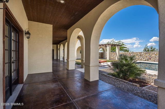 6516 Lazo Del Norte, Las Cruces, NM 88011