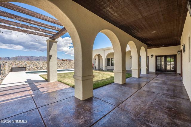 6516 Lazo Del Norte, Las Cruces, NM 88011