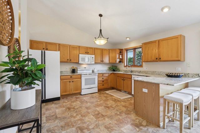 5495 Quarry Hill Drive, Fitchburg, WI 53711