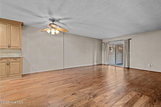 4 Foxhill Circle, Foxfire Village, NC 27281