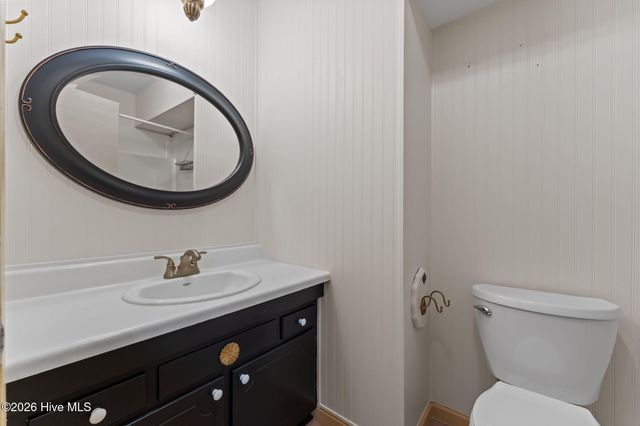 4 Foxhill Circle, Foxfire Village, NC 27281