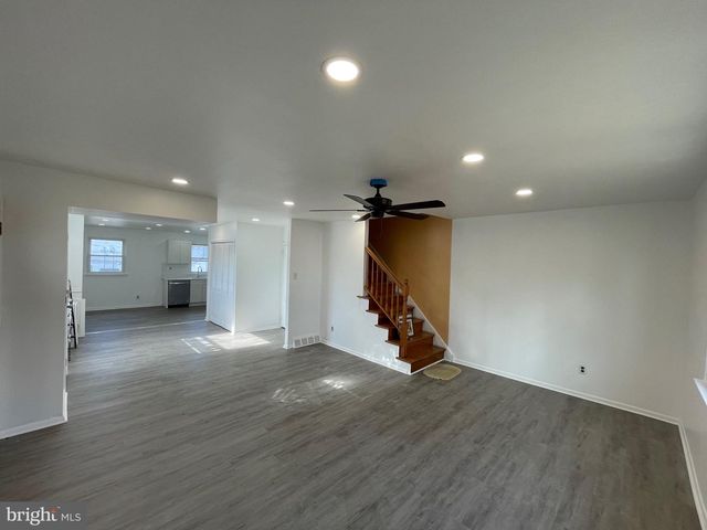 803 LAWLER ST, Philadelphia, PA 19116