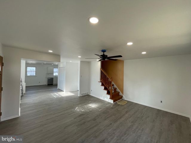 803 LAWLER ST, Philadelphia, PA 19116