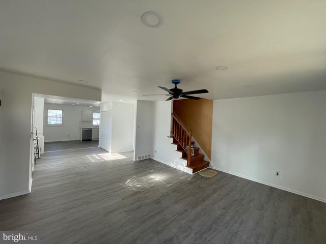 803 LAWLER ST, Philadelphia, PA 19116