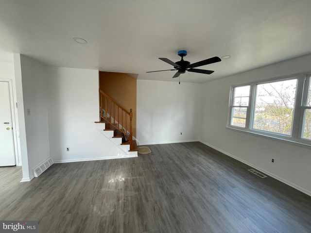 803 LAWLER ST, Philadelphia, PA 19116