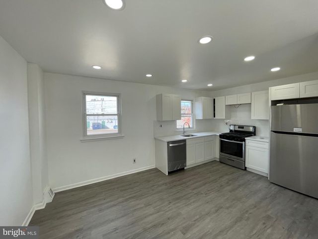 803 LAWLER ST, Philadelphia, PA 19116