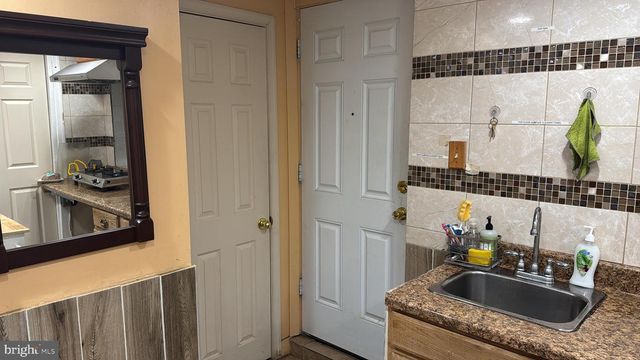 803 LAWLER ST, Philadelphia, PA 19116