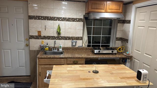 803 LAWLER ST, Philadelphia, PA 19116