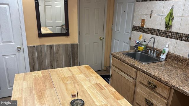 803 LAWLER ST, Philadelphia, PA 19116