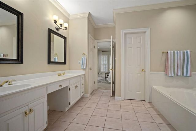 6429 Tokeneak Trail, Mobile, AL 36695
