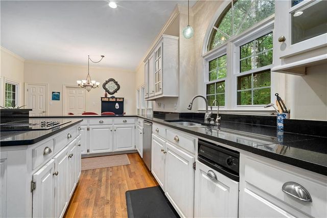 6429 Tokeneak Trail, Mobile, AL 36695