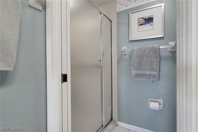 4310 Chantelle DR E102, Naples, FL 34112