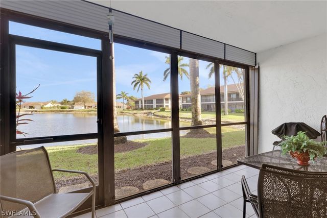 4310 Chantelle DR E102, Naples, FL 34112