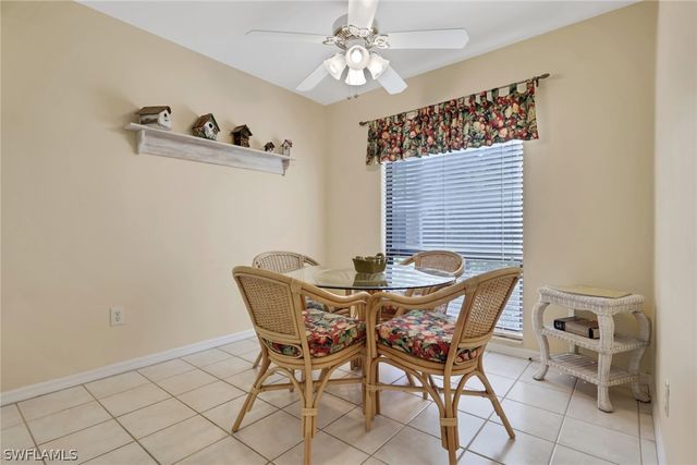4310 Chantelle DR E102, Naples, FL 34112
