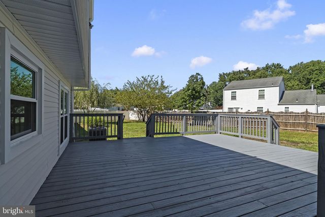20 HARTSDALE LN, Sicklerville, NJ 08081