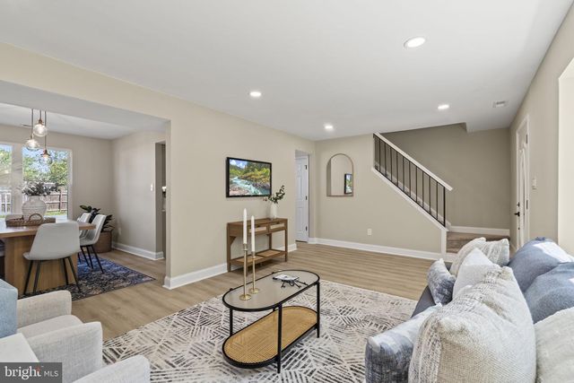 20 HARTSDALE LN, Sicklerville, NJ 08081