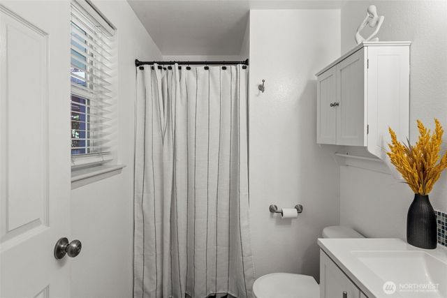 7409 Lucinda Court SW, Olympia, WA 98512