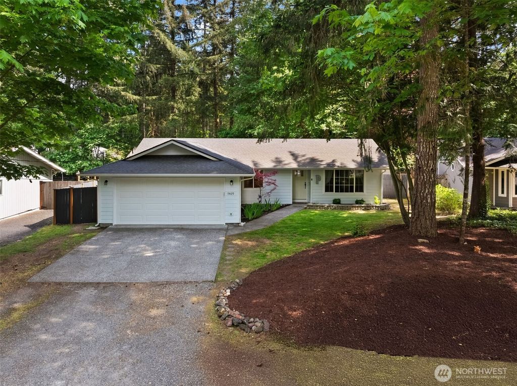 7409 Lucinda Court SW, Olympia, WA 98512