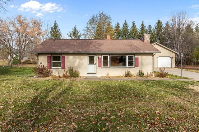 W3718 County K Road, Markesan, WI 53946