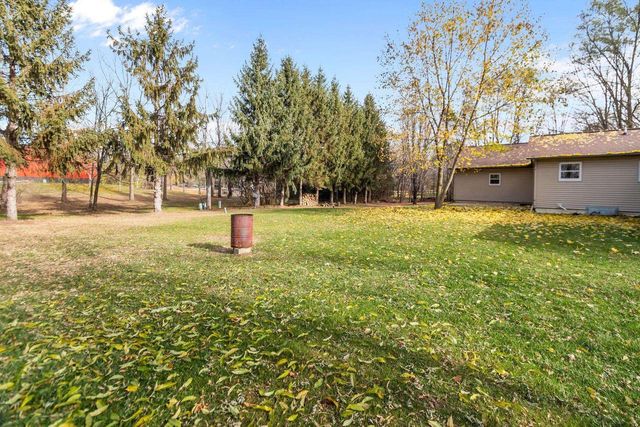 W3718 County K Road, Markesan, WI 53946