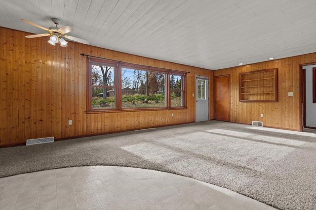 W3718 County K Road, Markesan, WI 53946