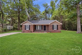 1384 Lake Drive, Midway, GA 31320