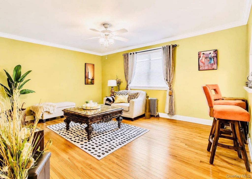 138-30 78th Avenue 42A, Kew Garden Hills, NY 11367 — photo 2