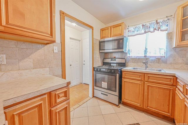 578 Junius Street, Brooklyn, NY 11212