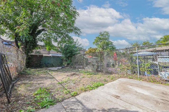 578 Junius Street, Brooklyn, NY 11212