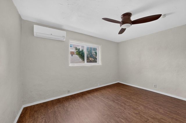 4809 14th Street NW, Albuquerque, NM 87107