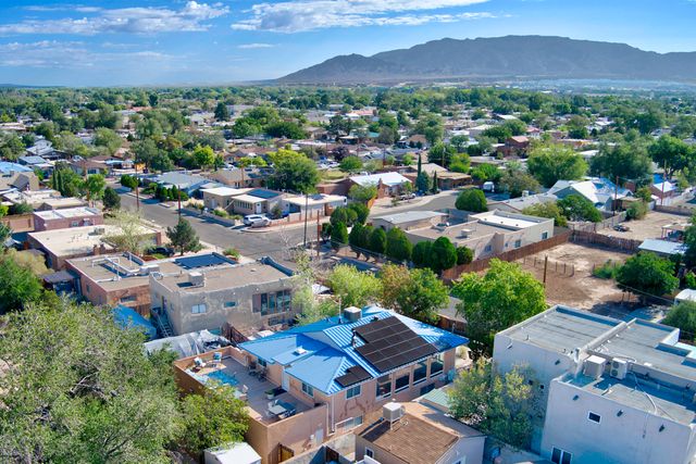 4809 14th Street NW, Albuquerque, NM 87107