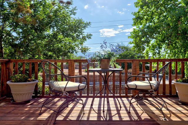 4809 14th Street NW, Albuquerque, NM 87107