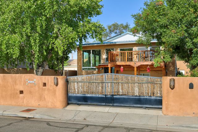 4809 14th Street NW, Albuquerque, NM 87107
