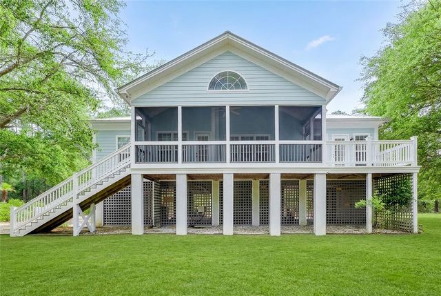 1359 Sapelo Circle NE, Townsend, GA 31331